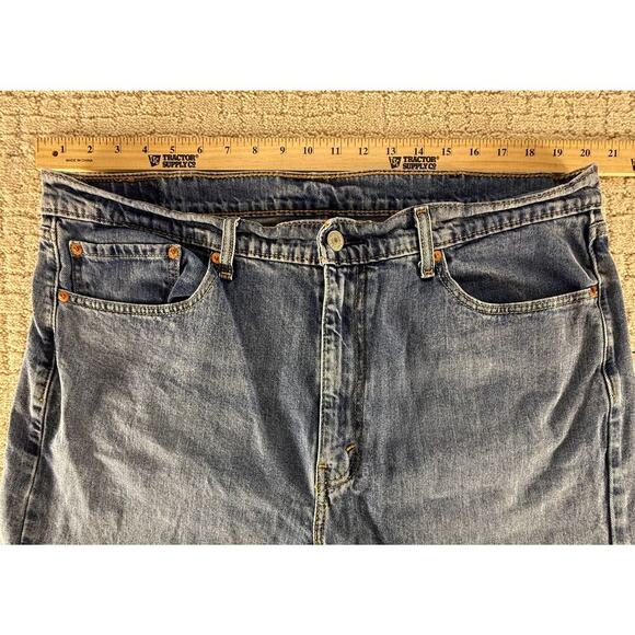 Levis 505 Mens 40x32 Medium Wash Distressed Straight Jeans - Picture 3 of 6